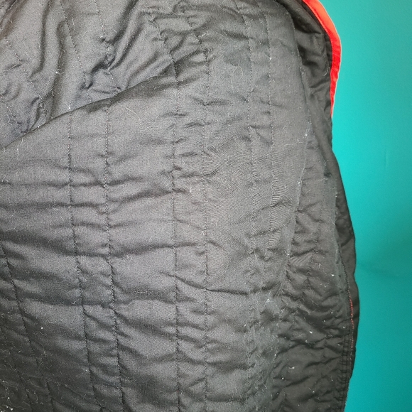 Vintage quilted puff shoulder jacket, red, size medium, - Picture 7 of 8